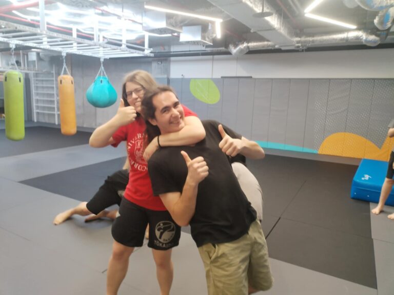 Tréning sebaobrany v klube Kitsune Dojo